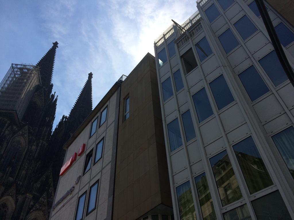 Appartement First Domizil à Cologne Extérieur photo